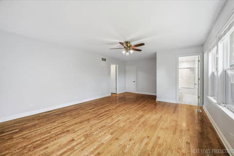 Tiny photo for 900 White Oak Drive, North Aurora, IL 60542 (MLS # 12725918)
