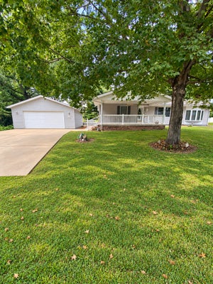 206 JUNCTION ST, CENTRALIA, IL 62801 - Image 306c6f0e5e73c9a41018bd20aa5c0554/2900772897