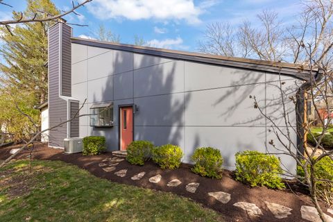 Tiny photo for 1925 Coach Drive, Naperville, IL 60565 (MLS # 12627832)