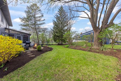 Tiny photo for 1925 Coach Drive, Naperville, IL 60565 (MLS # 12627832)
