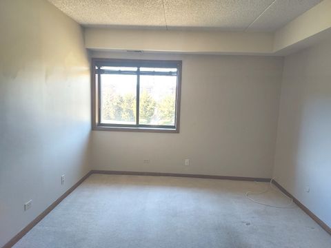 Tiny photo for 1421 Woodbridge Road #2C, Joliet, IL 60436 (MLS # 12586495)
