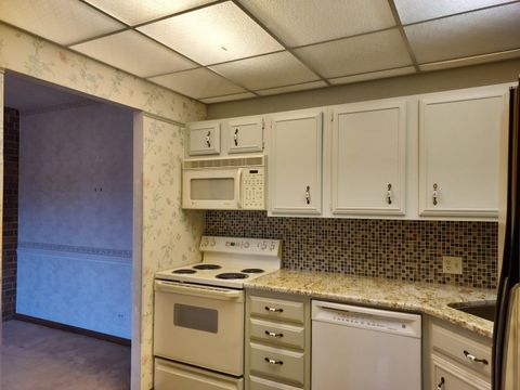 Tiny photo for 1421 Woodbridge Road #2C, Joliet, IL 60436 (MLS # 12586495)