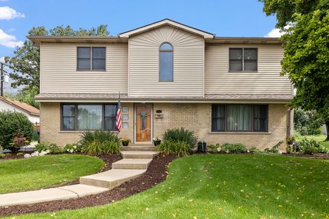 Tiny photo for 7112 W 114th Place, Worth, IL 60482 (MLS # 12451629)