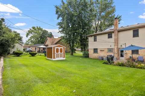 Tiny photo for 7112 W 114th Place, Worth, IL 60482 (MLS # 12451629)