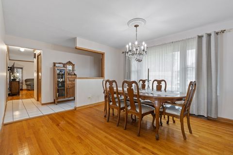 Tiny photo for 7112 W 114th Place, Worth, IL 60482 (MLS # 12451629)