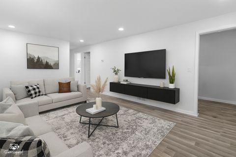 Tiny photo for 5636 S Carpenter Street, Chicago, IL 60621 (MLS # 12497140)