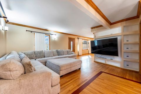 Tiny photo for 7920 Natoma Avenue, Burbank, IL 60459 (MLS # 12595114)