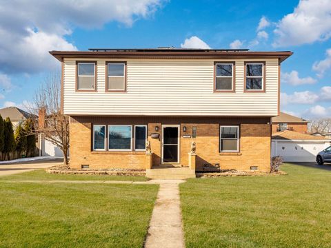 Photo of 7920 Natoma Avenue, Burbank, IL 60459 (MLS # 12595114)