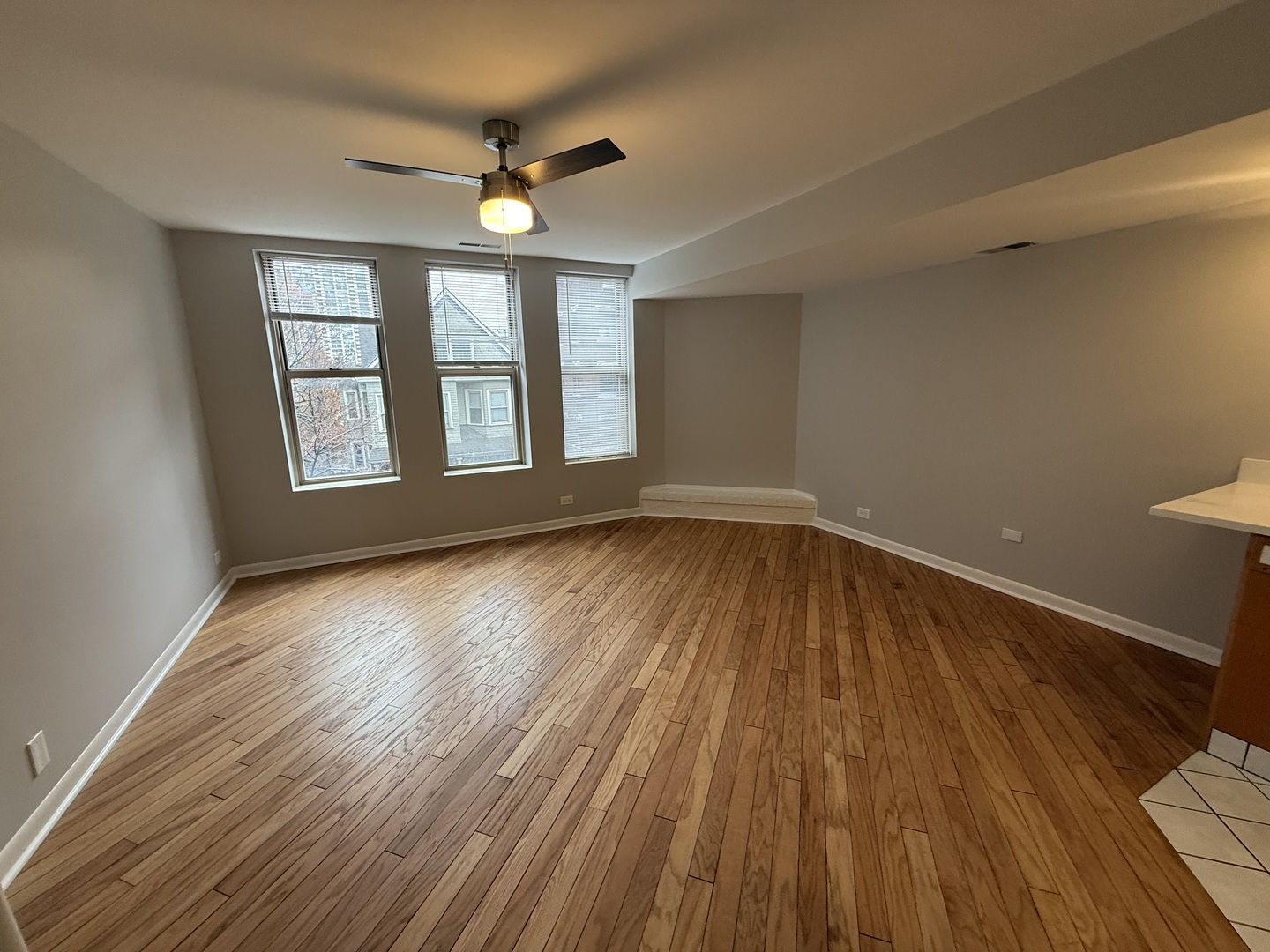 744 W GORDON Terrace 305