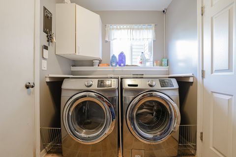 Tiny photo for 7 Michael Court, Lake In The Hills, IL 60156 (MLS # 12510784)