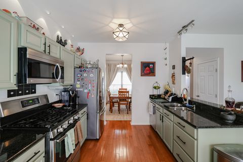 Tiny photo for 7 Michael Court, Lake In The Hills, IL 60156 (MLS # 12510784)