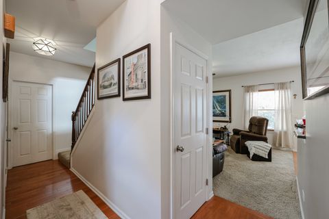 Tiny photo for 7 Michael Court, Lake In The Hills, IL 60156 (MLS # 12510784)