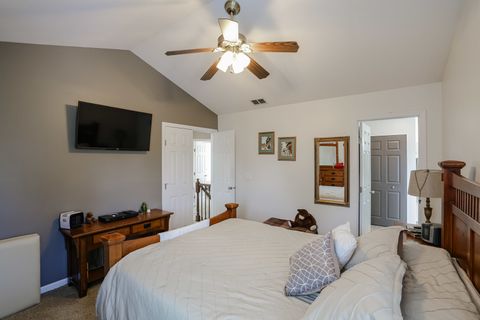 Tiny photo for 7 Michael Court, Lake In The Hills, IL 60156 (MLS # 12510784)