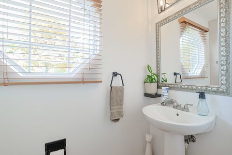 Tiny photo for 7 Michael Court, Lake In The Hills, IL 60156 (MLS # 12510784)