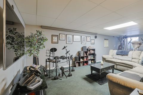 Tiny photo for 7 Michael Court, Lake In The Hills, IL 60156 (MLS # 12510784)