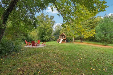 Tiny photo for 1024 Blanchard Street, Downers Grove, IL 60516 (MLS # 12503342)