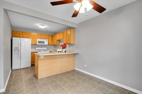 Tiny photo for 1248 N Red Oak Circle #2, Round Lake Beach, IL 60073 (MLS # 12517792)