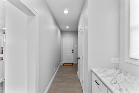 Tiny photo for 4937 Lakeside Drive, Bettendorf, IA 52722 (MLS # 12612425)