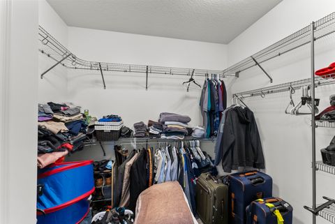 Tiny photo for 4937 Lakeside Drive, Bettendorf, IA 52722 (MLS # 12612425)