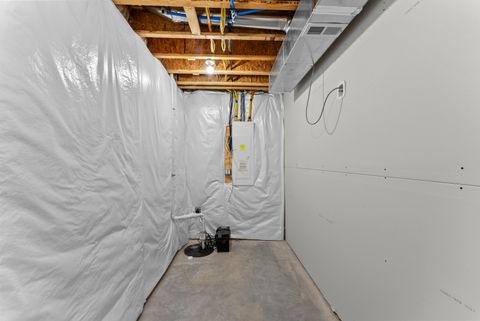 Tiny photo for 4937 Lakeside Drive, Bettendorf, IA 52722 (MLS # 12612425)