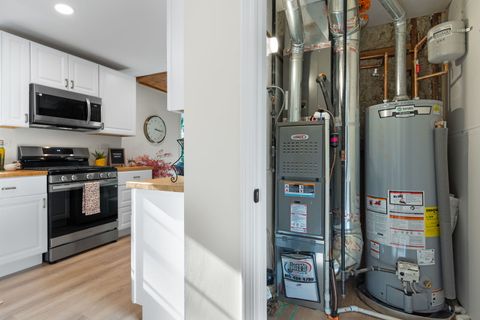 Tiny photo for 275 Indian Trail, Lake In The Hills, IL 60156 (MLS # 12504560)