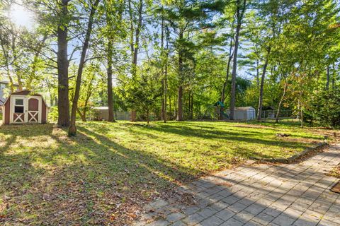 Tiny photo for 275 Indian Trail, Lake In The Hills, IL 60156 (MLS # 12504560)
