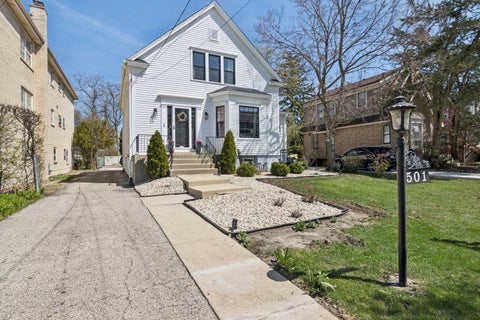 Tiny photo for 501 N Northwest Highway, Park Ridge, IL 60068 (MLS # 12701433)