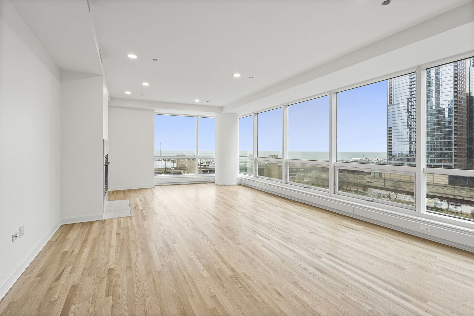 415 E North Water Street 1003