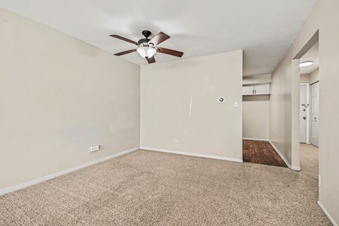 Tiny photo for 1320 Lore Lane #107B, Lombard, IL 60148 (MLS # 12604142)
