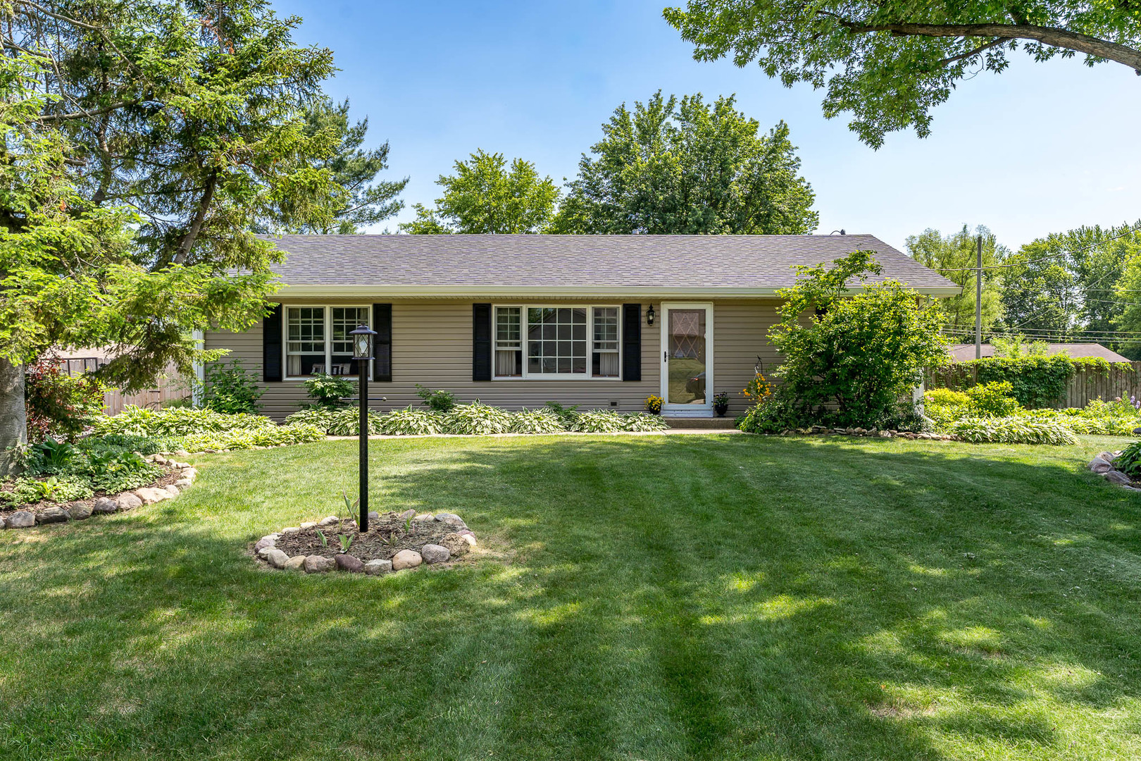 4870 FIELDING Road