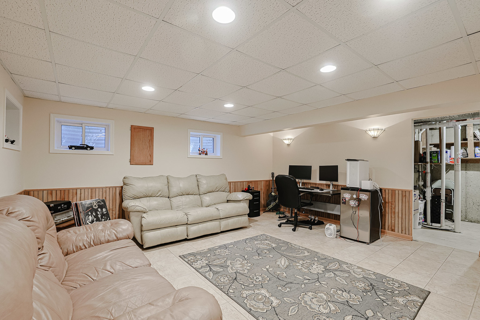 1703 Penny Lane