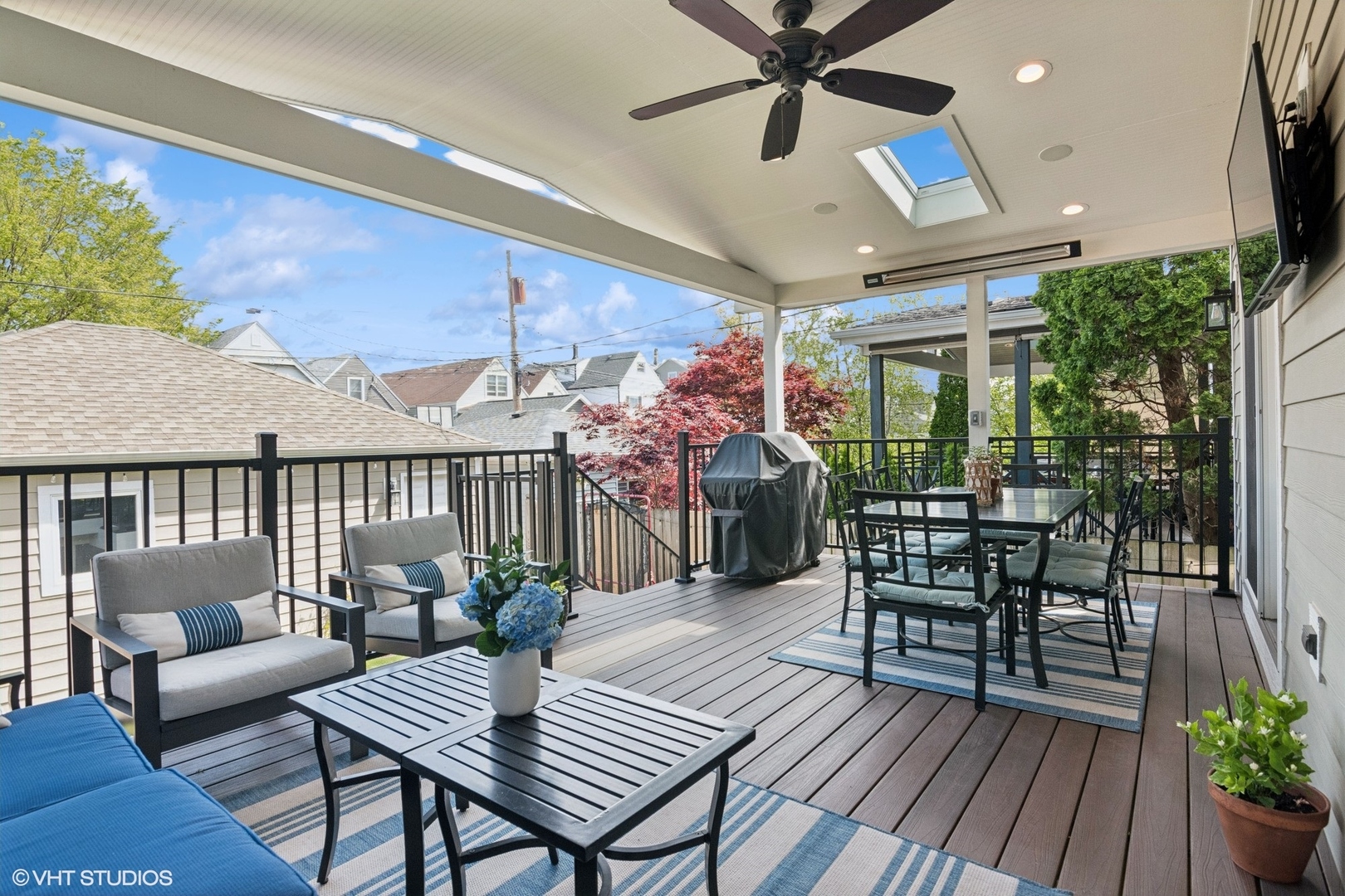 2450 W Warner Avenue