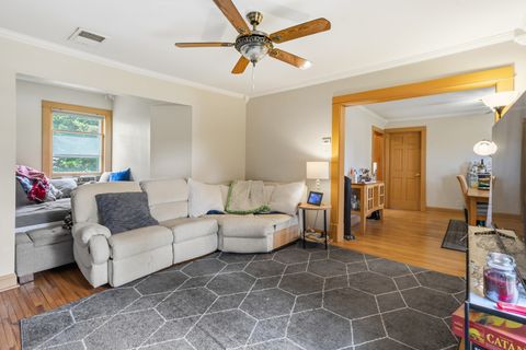 Tiny photo for 1730 S Jefferson Street, Lockport, IL 60441 (MLS # 12625710)