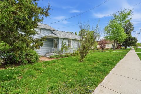Tiny photo for 1730 S Jefferson Street, Lockport, IL 60441 (MLS # 12625710)