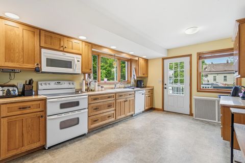 Tiny photo for 1730 S Jefferson Street, Lockport, IL 60441 (MLS # 12625710)