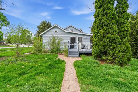 Tiny photo for 1730 S Jefferson Street, Lockport, IL 60441 (MLS # 12625710)
