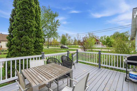 Tiny photo for 1730 S Jefferson Street, Lockport, IL 60441 (MLS # 12625710)