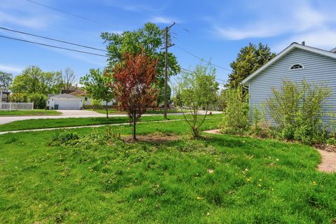 Tiny photo for 1730 S Jefferson Street, Lockport, IL 60441 (MLS # 12625710)