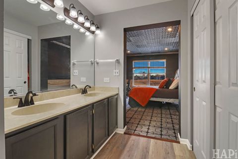 Tiny photo for 902 Huntington Drive #902, Elk Grove Village, IL 60007 (MLS # 12556042)