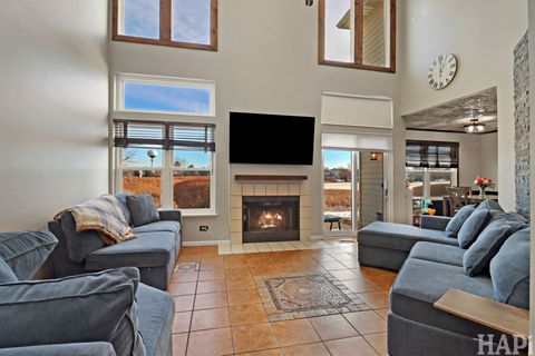 Tiny photo for 902 Huntington Drive #902, Elk Grove Village, IL 60007 (MLS # 12556042)