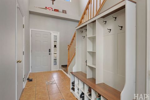 Tiny photo for 902 Huntington Drive #902, Elk Grove Village, IL 60007 (MLS # 12556042)