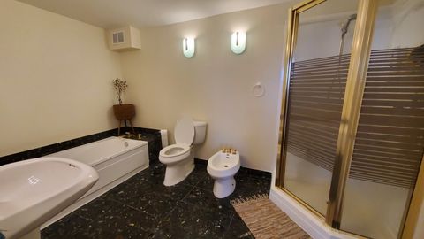 Tiny photo for 20 N Tower Road #6J, Oak Brook, IL 60523 (MLS # 12515029)