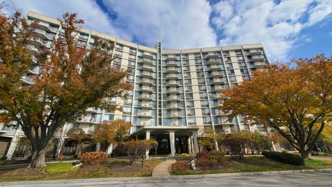 Photo of 20 N Tower Road #6J, Oak Brook, IL 60523 (MLS # 12515029)