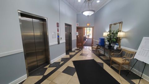 Tiny photo for 20 N Tower Road #6J, Oak Brook, IL 60523 (MLS # 12515029)