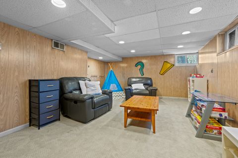 Tiny photo for 939 Ashland Avenue, Wilmette, IL 60091 (MLS # 12587826)