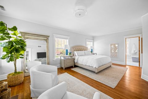 Tiny photo for 939 Ashland Avenue, Wilmette, IL 60091 (MLS # 12587826)