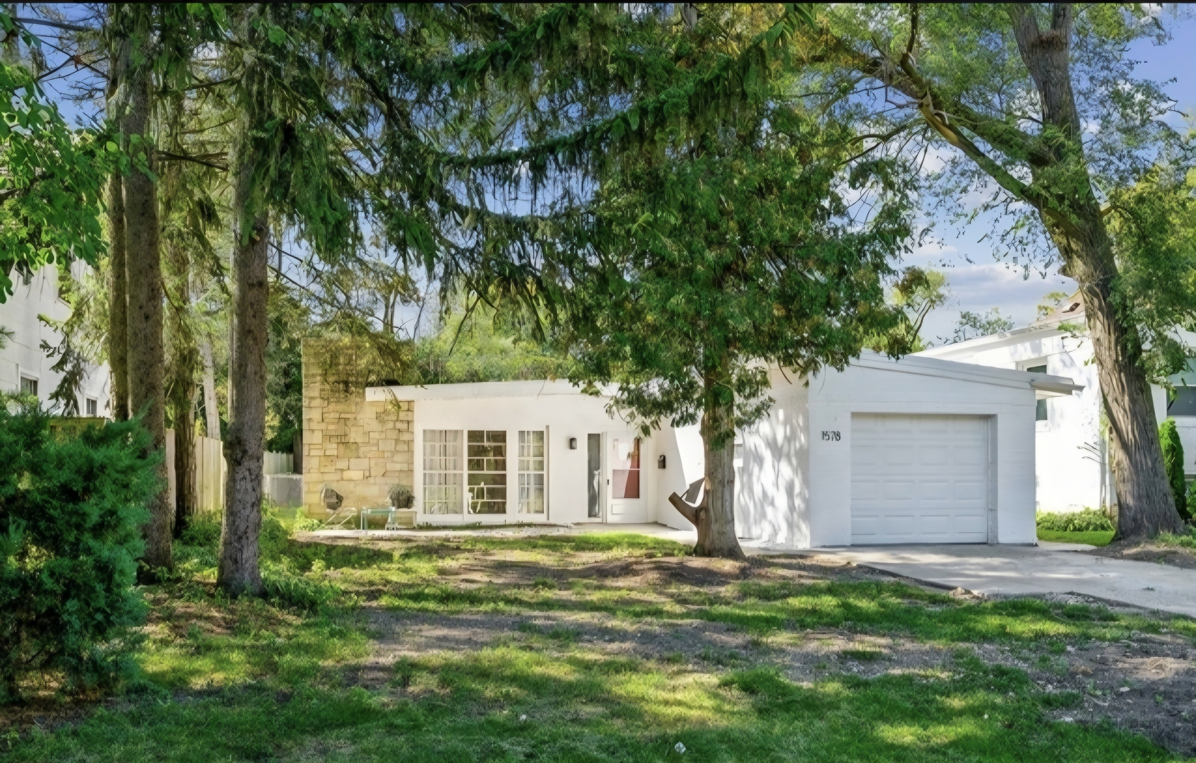 Listing image 1