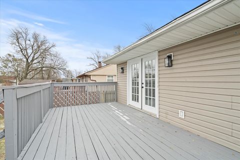 A home in Sauk Village