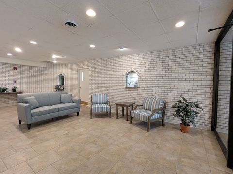 Tiny photo for 410 Ashland Avenue #1A, River Forest, IL 60305 (MLS # 12456440)