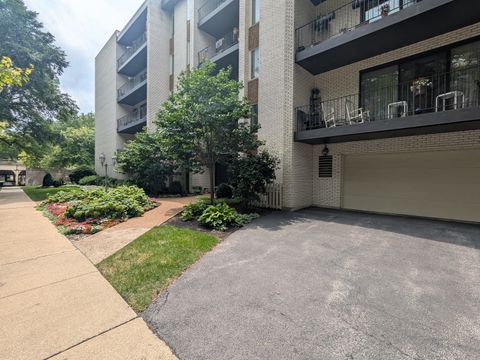 Tiny photo for 410 Ashland Avenue #1A, River Forest, IL 60305 (MLS # 12456440)